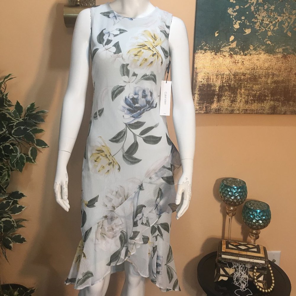 New with tag Calvin Klein Women's Floral Ruffled Pastel Baby Bleu  Dress size 4